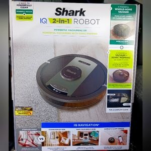 Shark robot vacuum